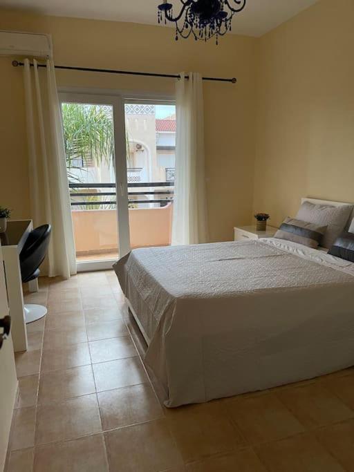 Appartement En Residence + Grande Terrasse Sur Le Toit Saïdia Εξωτερικό φωτογραφία